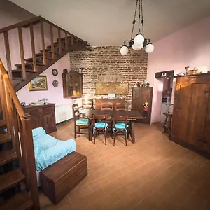  Ferienhaus La Torretta, Una Casa Inaspettata